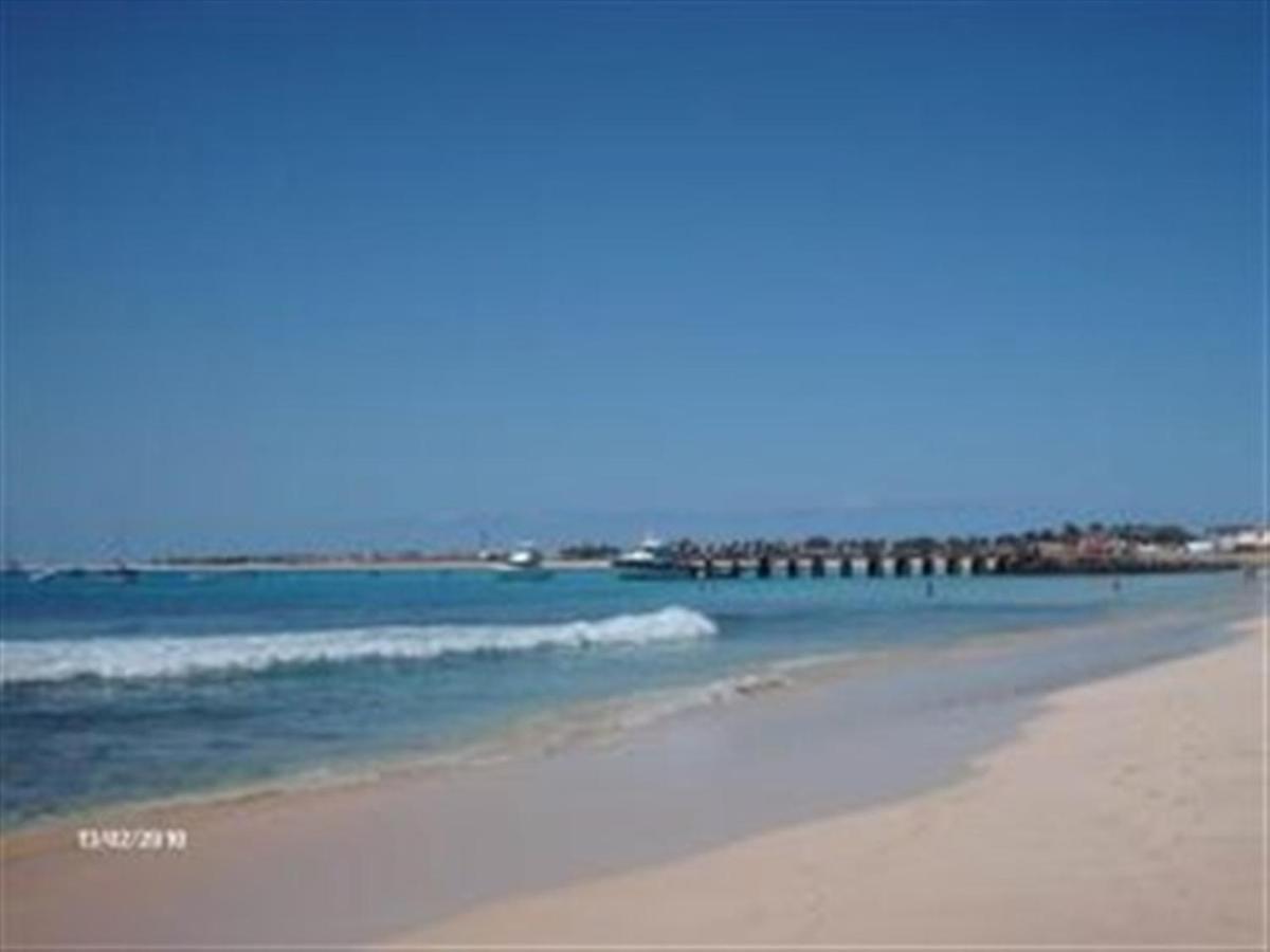 Porto Antigo 2: Beachfront Adults-Only Studio with Pool Apartment Santa Maria Exterior photo